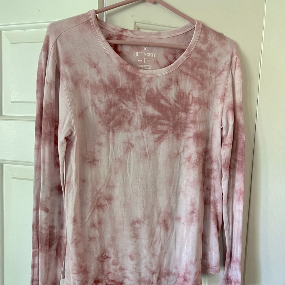 American Eagle soft and sexy tee